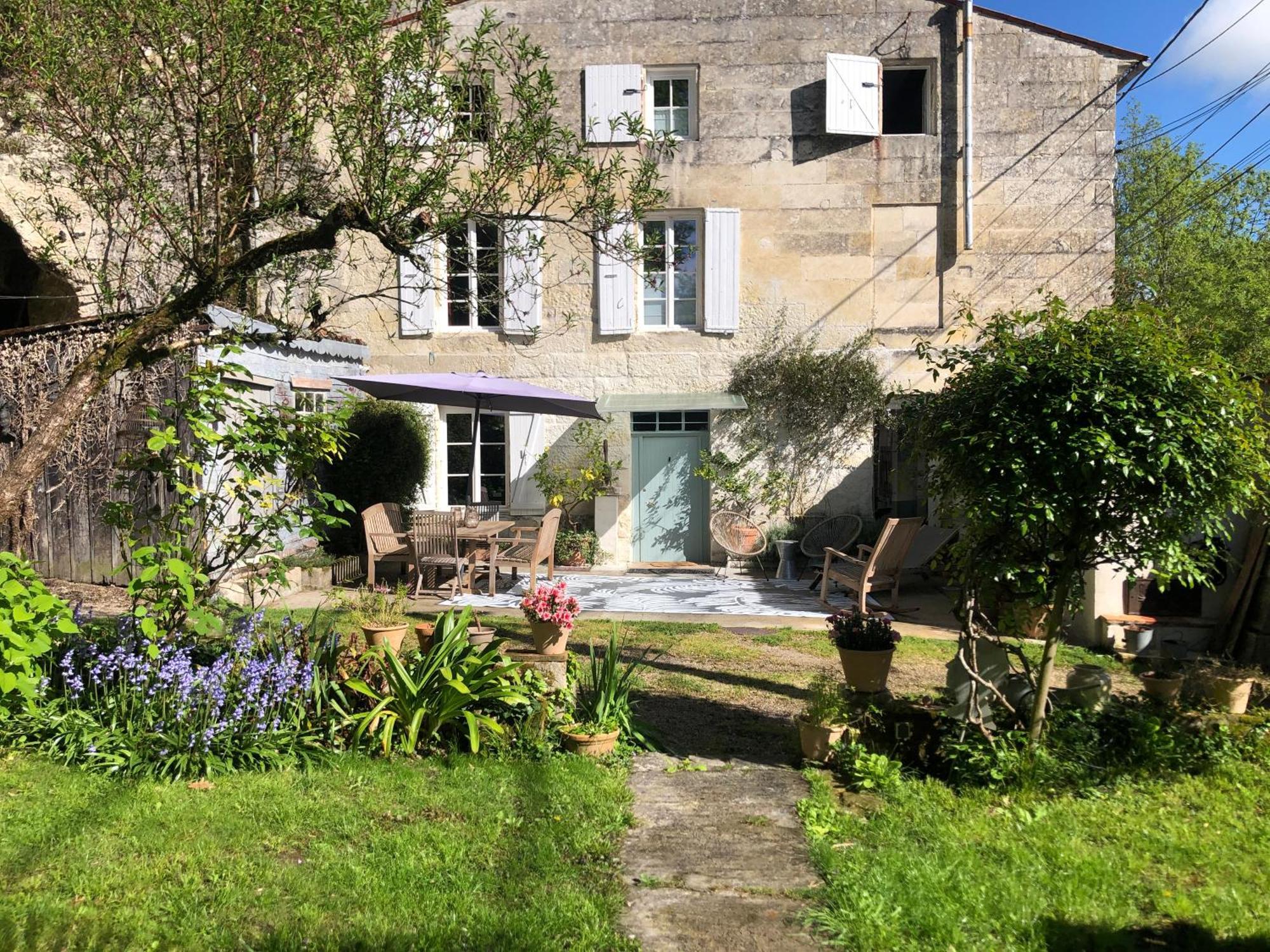 Bed and Breakfast L'Heure Bleue à Saintes Extérieur photo